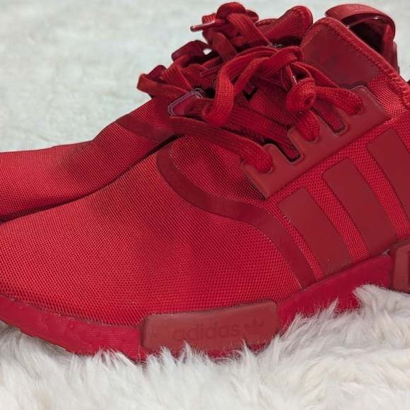 Adidas NMD R1 Men's Shoes Red-Scarlet FV9017 Triple Red Mens Sz 10 - Picture 6 of 10